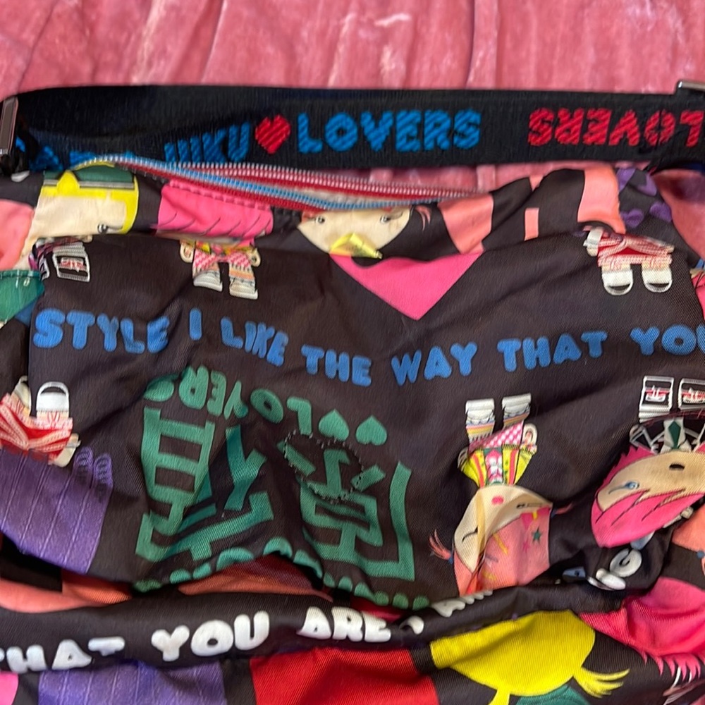 Harajuku Lovers crossbody bag